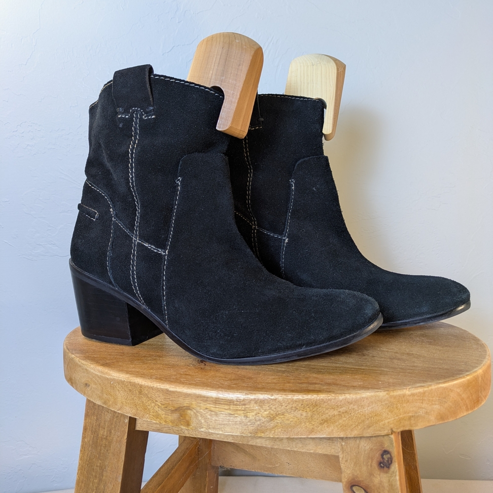 Vince Camuto Black Suede Heeled Boots Moto Southwestern BikerCore